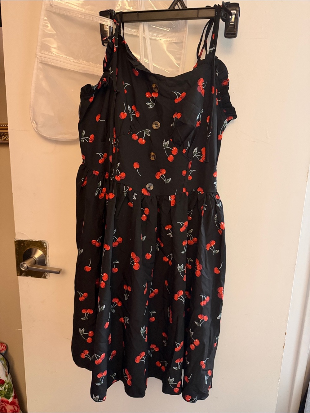 SHEIN Black Cherry-Print Top